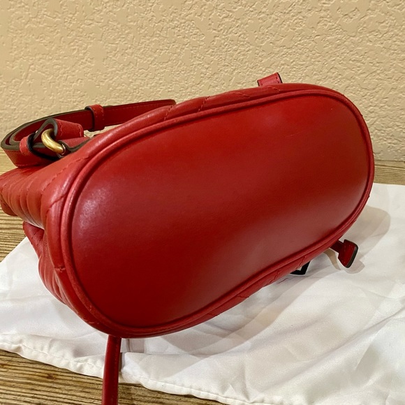 Like New Authentic Gucci Marmont Mini Backpack Red - Picture 5 of 16